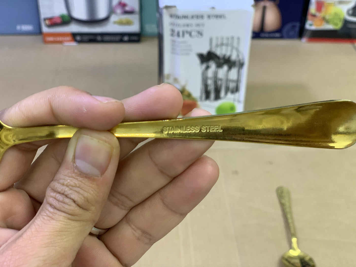 Golden Cutlery Set with Stand