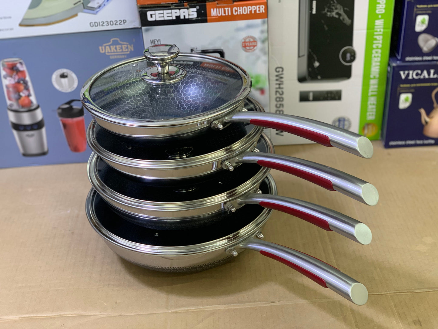 Laser coating deep Frying pan red handle