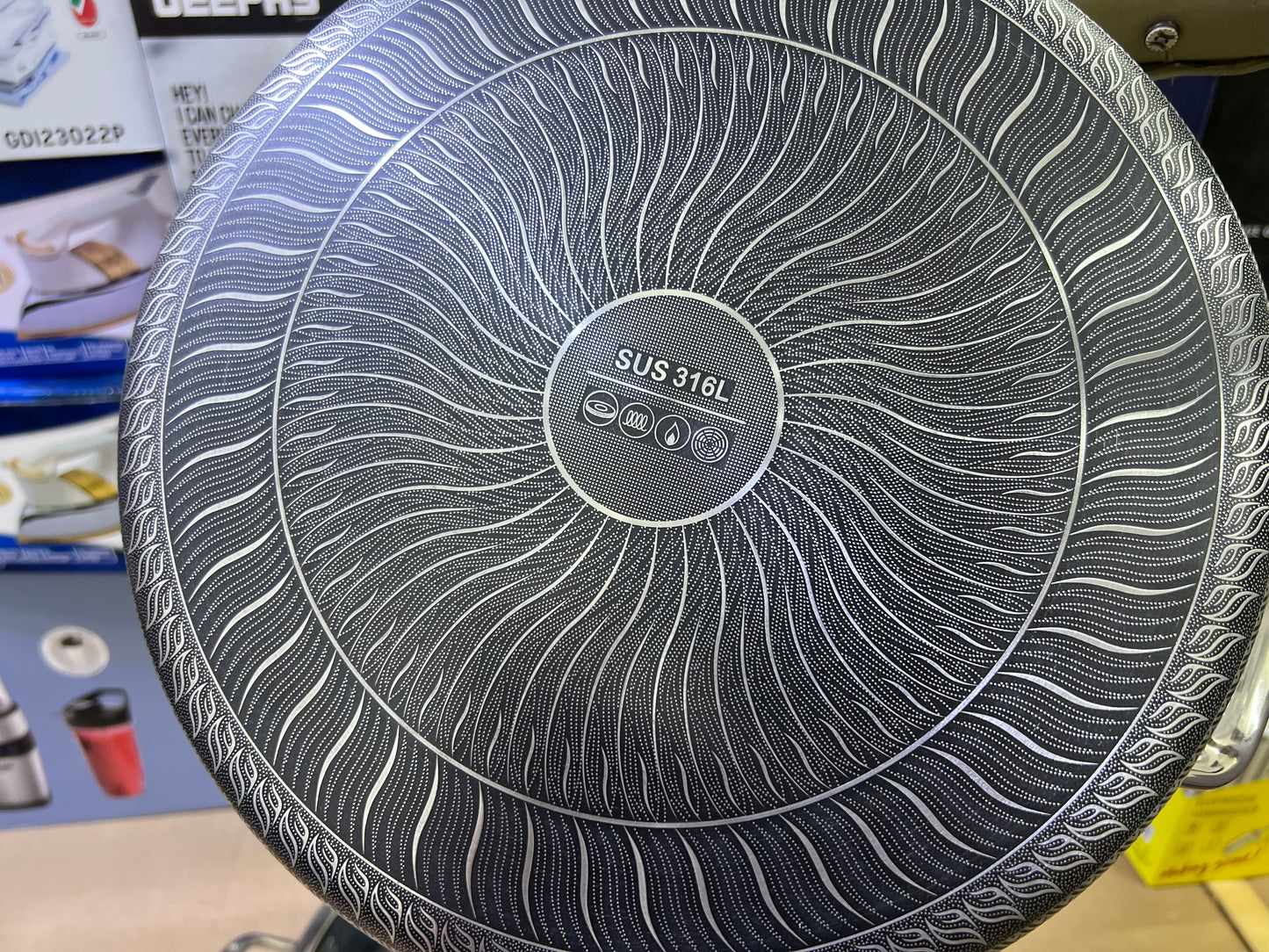 Laser coating shallow casserole 32cm and 34cm Jumbo sizes