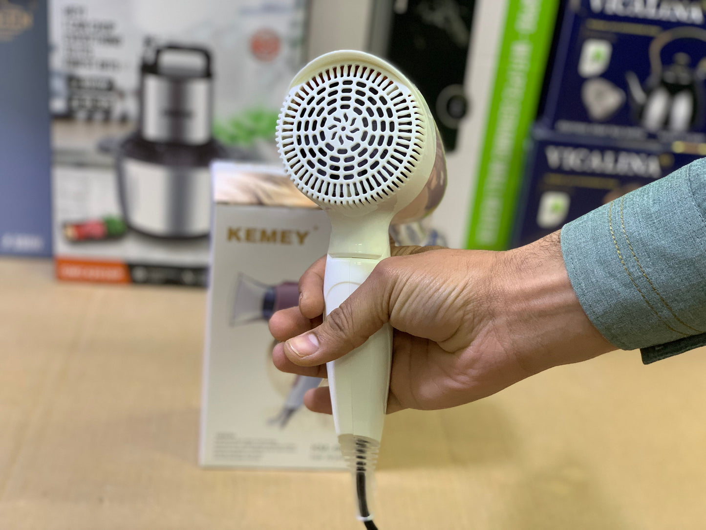 KEMEY Hair dryer with 3 Modes