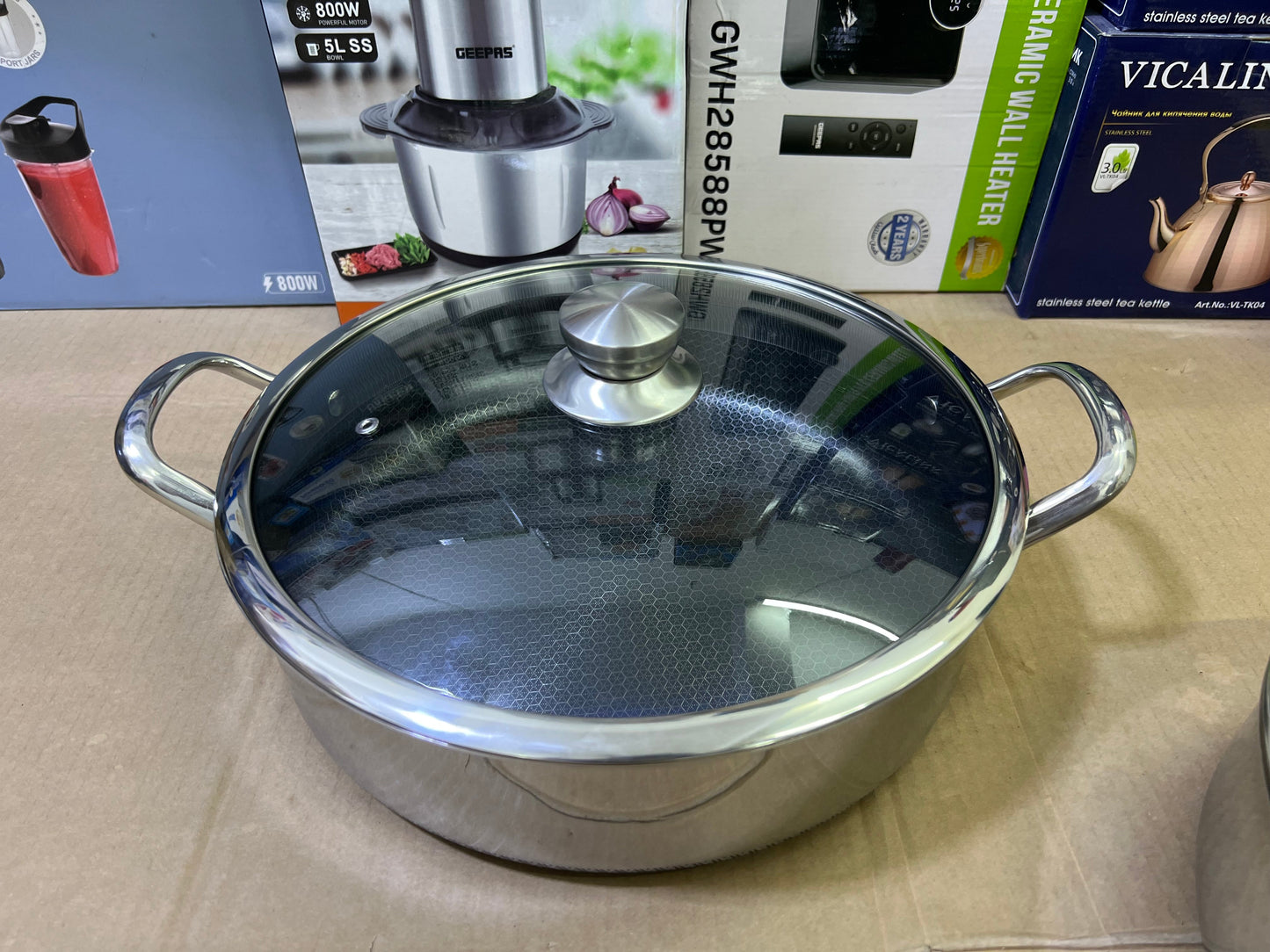 Laser coating shallow casserole 32cm and 34cm Jumbo sizes
