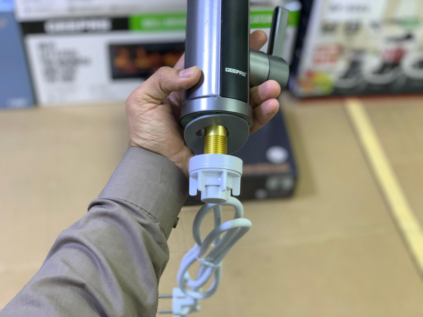 Geepas brand electric Instant water Faucet 3300 watt