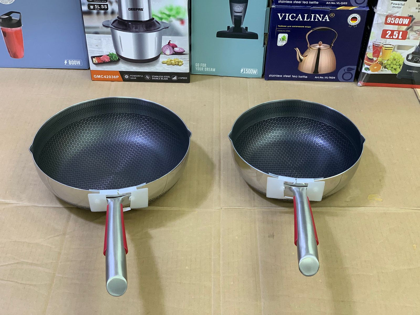 Laser Coating double side pouring Sauce pan