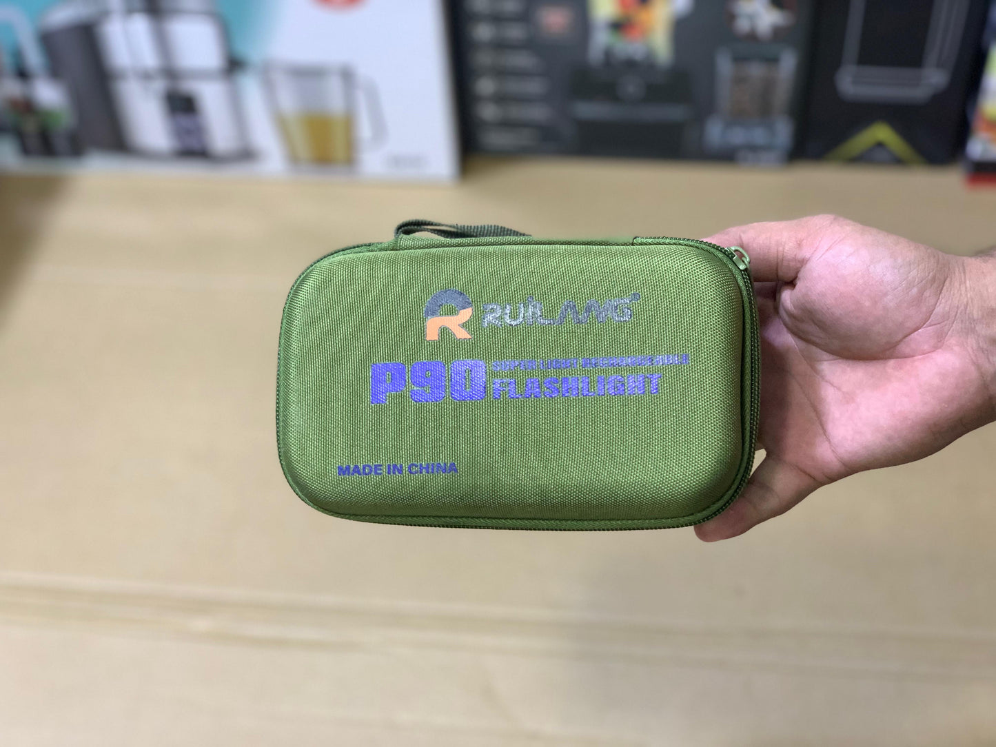 P90 Flash Light