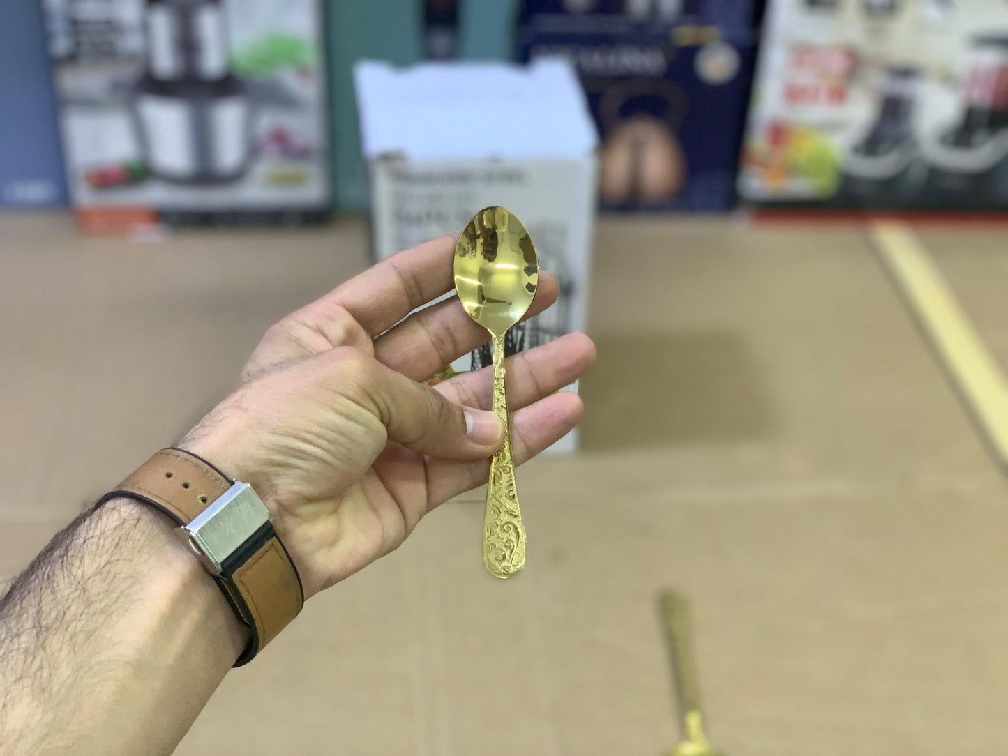 Golden Cutlery Set with Stand